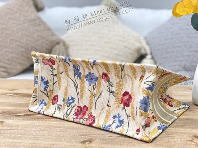 Dior女包 迪奧Book Tote帆布托特包 Dior扶桑花刺繡購物袋  dfk1560